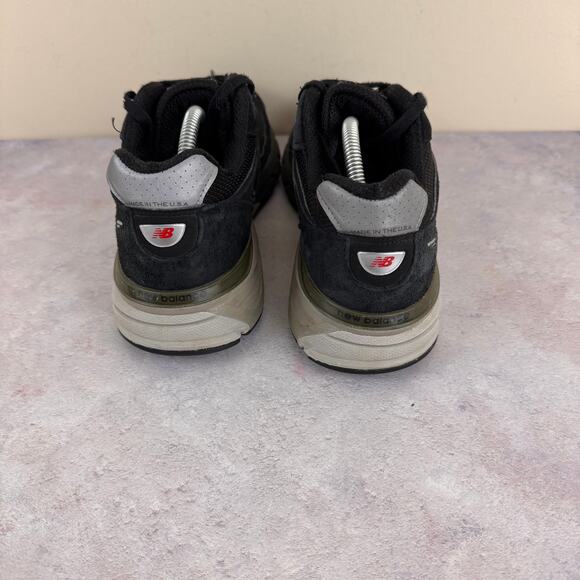 New Balance 990V4 Womens Size 8.5 Black Sneakers Running Shoes READ - Picture 4 of 15